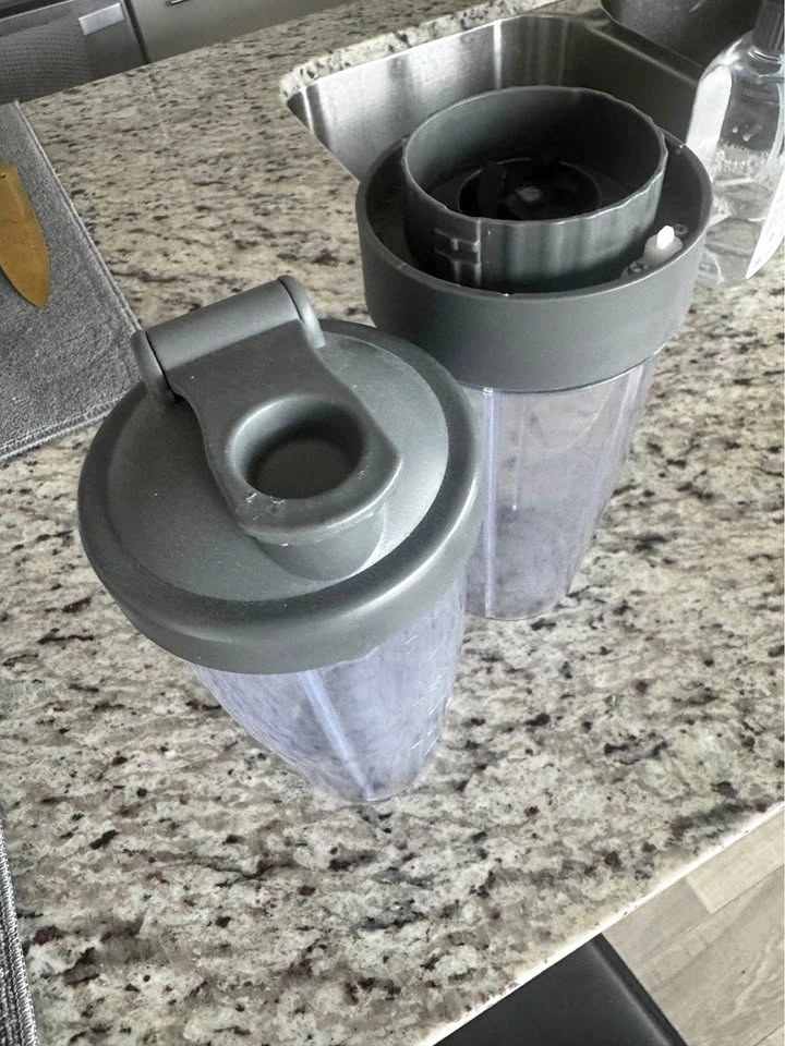 2 Blender Cups w/ Lids