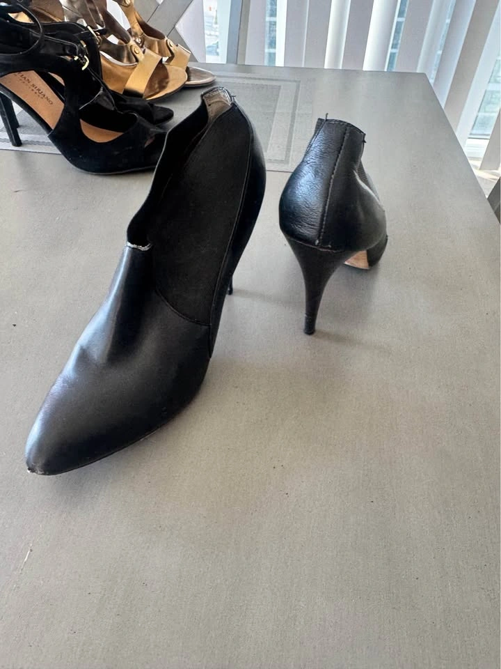 Black high heel ankle boots - photo 5