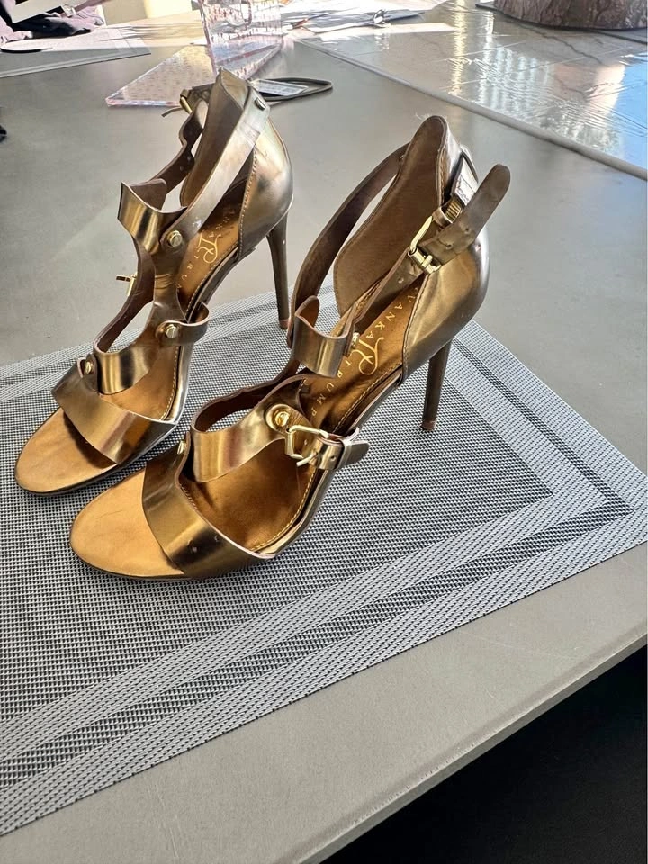 Ivanka Trump Gold Metallic Strappy Heels