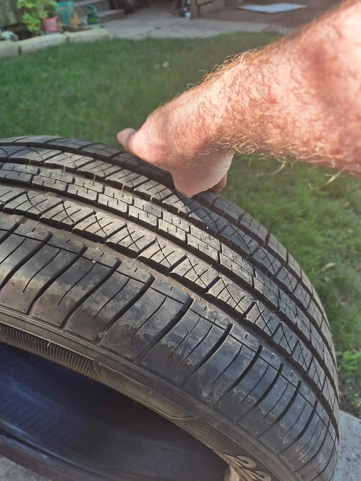 225 55 18 Single Tire - photo 3