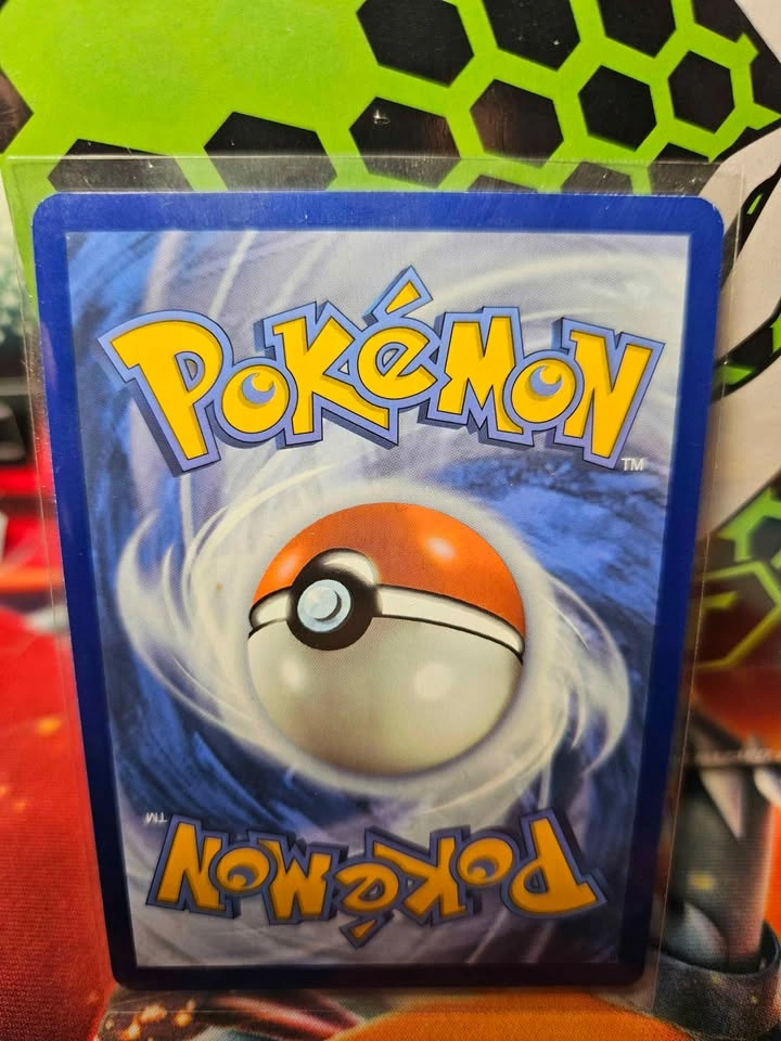 Shiny Pikachu - Paldean Fates - Pokemon TCG - photo 4