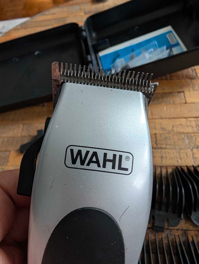 Wahl Corded Hair Clipper Set – 20+ Pieces, For Parts/Repair - photo 4