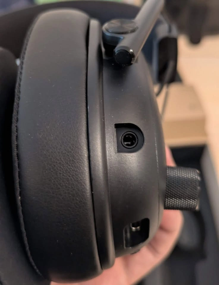 Razer BlackShark V3 Wireless Gaming Headset – Like New – PC / PS - photo 5