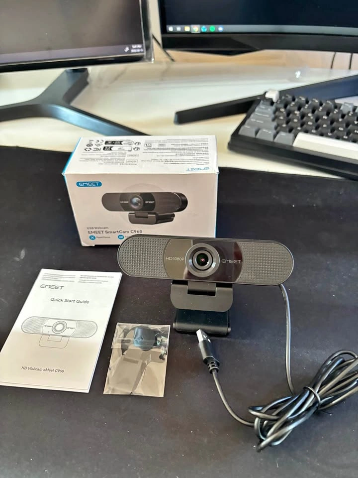 New - Webcam with Microphone