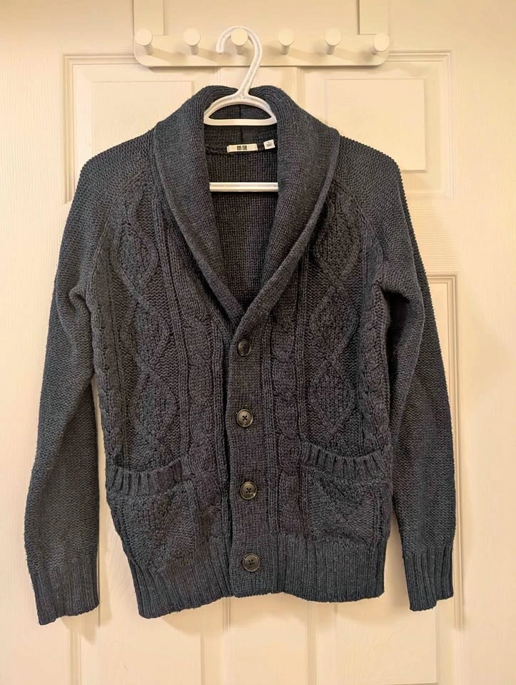 Uniqlo Men's Knitted Sweater
