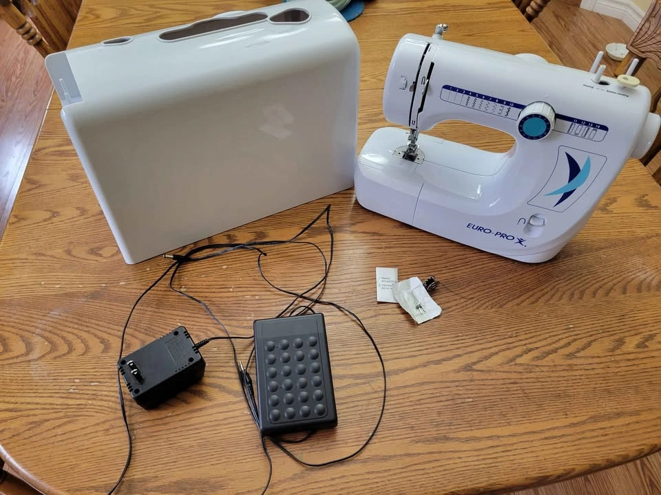 Sewing machine (Euro-ProX 464xc)