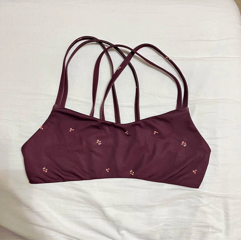 Jolyn FENDRICK Burgundy Floral Bikini Top