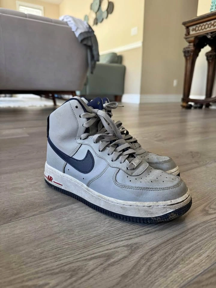 Nike Air Force 1 High Top - Grey