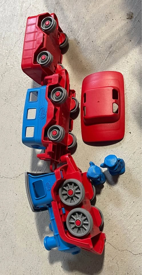Green Toys Brand Train - photo 4