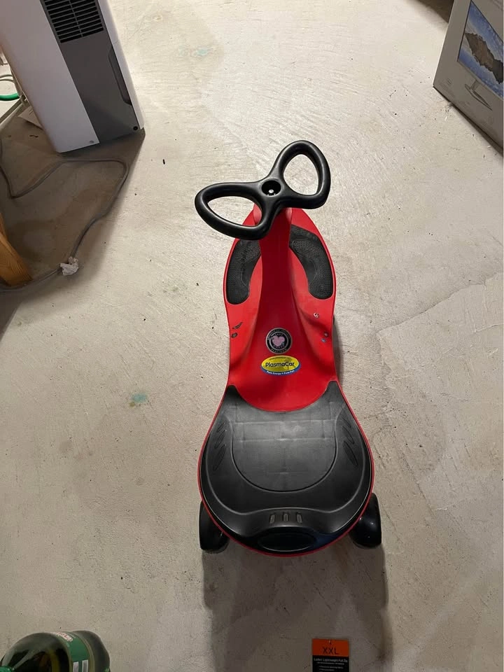 Red PlasmaCar for Toddlers - photo 2