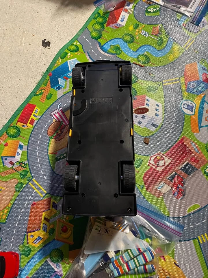 Playmobil School Bus with Lights and airport shuttle - photo 4