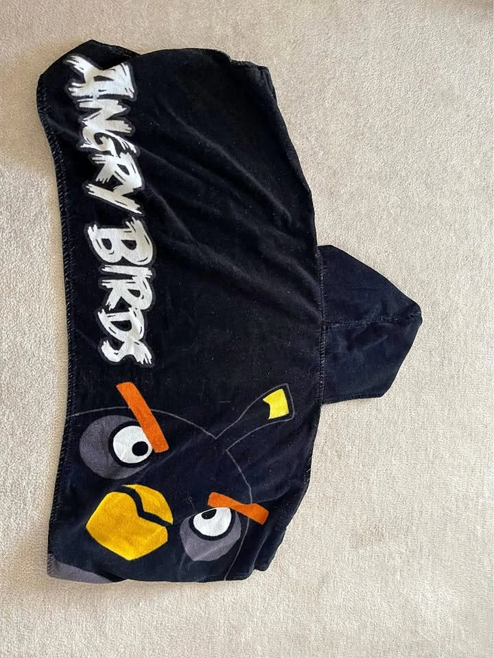 Two Angry Birds Kids Hooded Towels