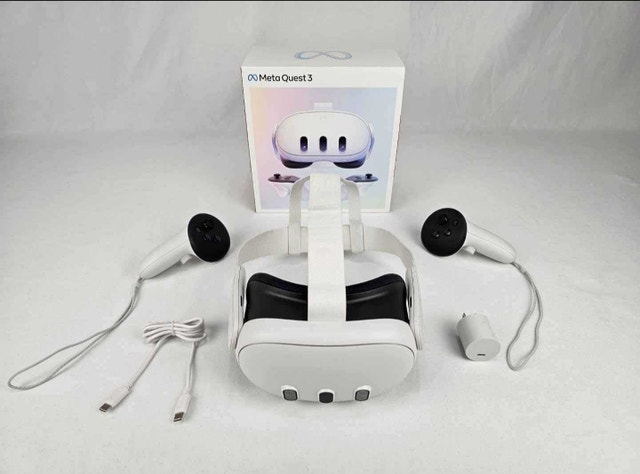 Meta Quest 3 / Oculus Quest 3 VR Headset - photo 3
