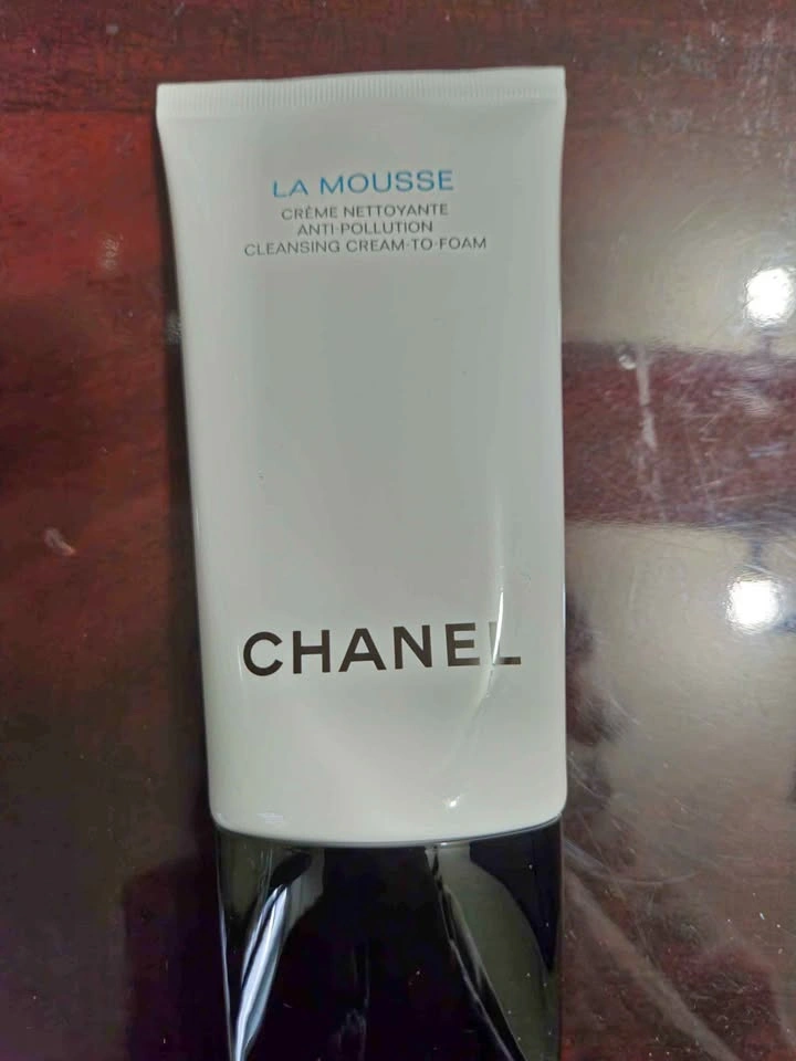 Chanel - La Mousse Anti-Pollution Cleansing Cream-To-Foam