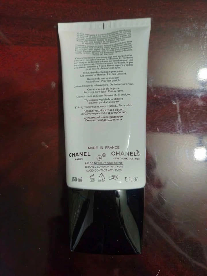 Chanel - La Mousse Anti-Pollution Cleansing Cream-To-Foam - photo 2
