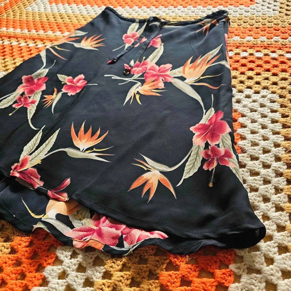 Size 6 Silk 90s Tommy Bahama Hawaiian Tropical Floral Skirt - photo 2
