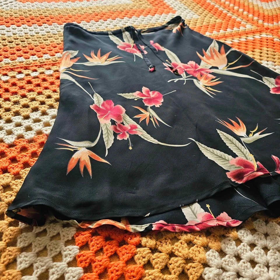 Size 6 Silk 90s Tommy Bahama Hawaiian Tropical Floral Skirt - photo 3