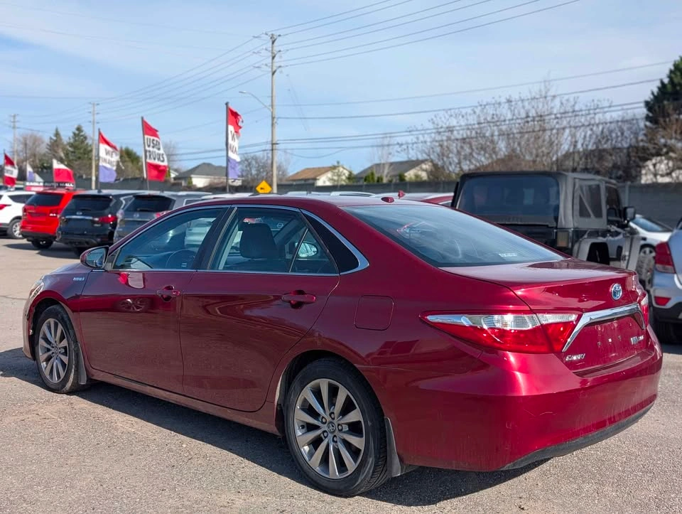 2017 Toyota Camry Hybrid XLE - photo 4