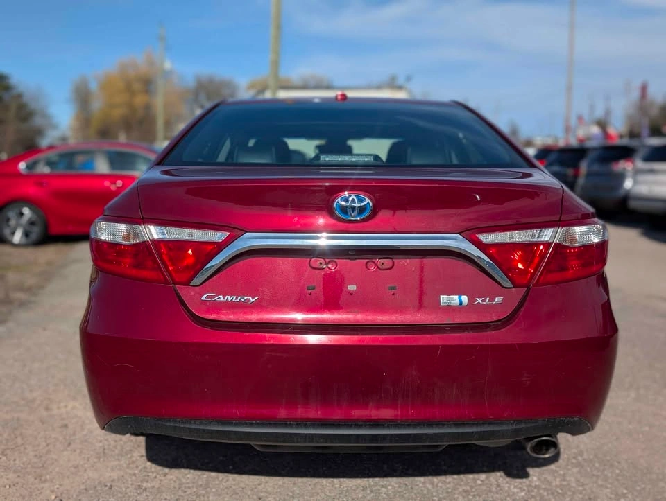 2017 Toyota Camry Hybrid XLE - photo 5