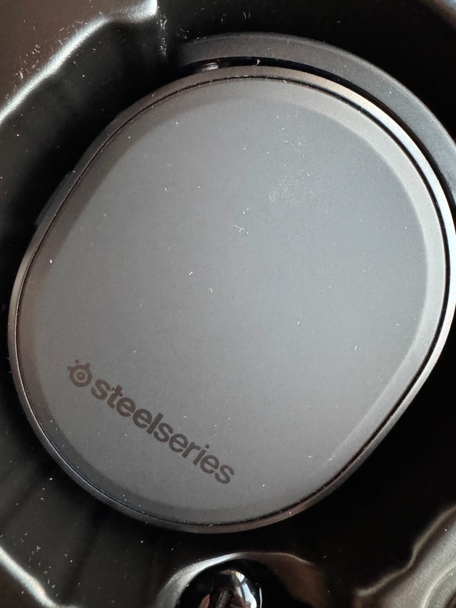 SteelSeries Arctis 9X Wireless Gaming Headset - photo 3