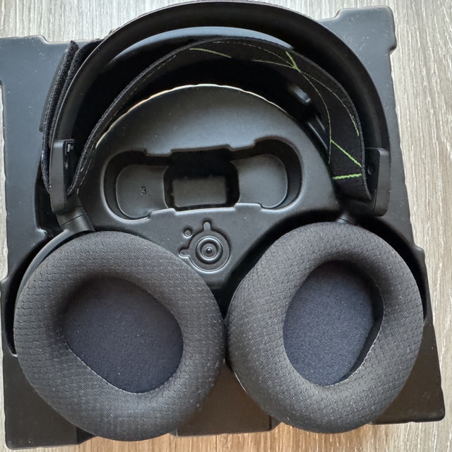 SteelSeries Arctis 9X Wireless Gaming Headset - photo 4