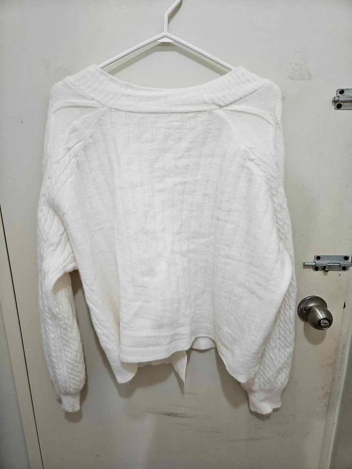 White Knitted Cardigan - photo 2