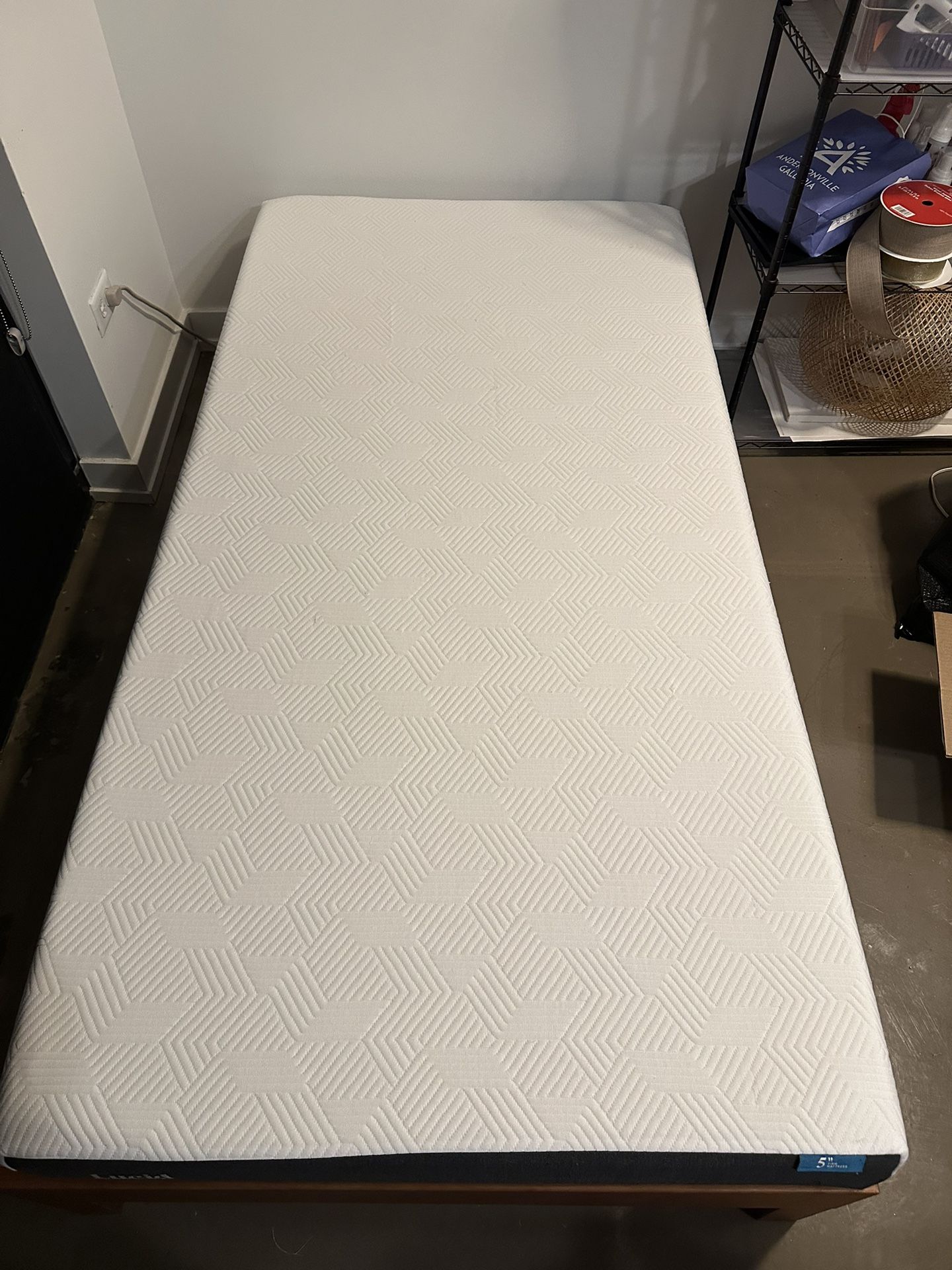 Almost New Twin Bed & Mattress - photo 3