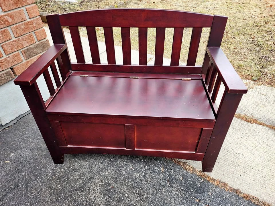 Wooden Entryway Storage Bench – Mission Style (37" x 16.5")