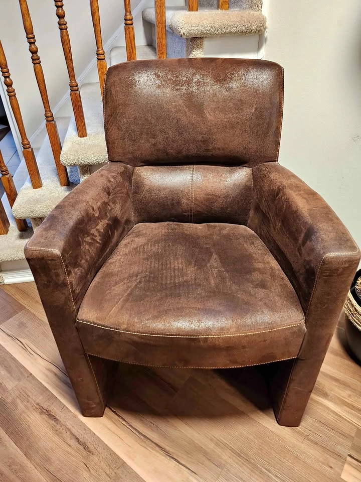 Vintage Brown Faux Leather Accent Chair - 24" Width