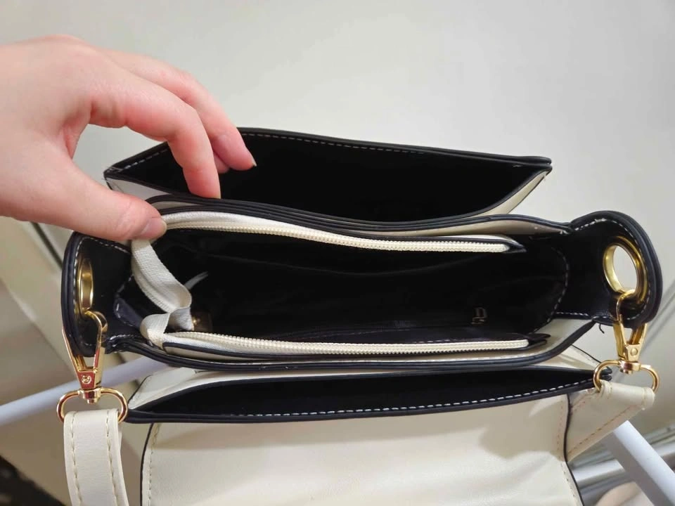 Black & White Crossbody Bag - photo 4