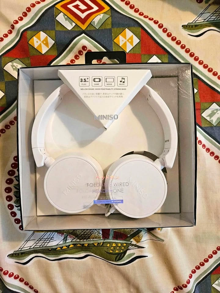 Miniso - Foldable Wired Headphones