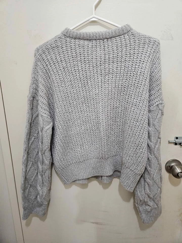 Korean Grey Knitted Cardigan (Size S) - photo 3