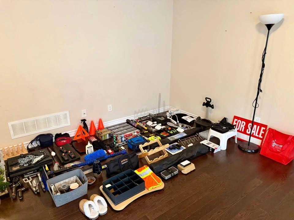 Miscellaneous Items OBO - photo 2