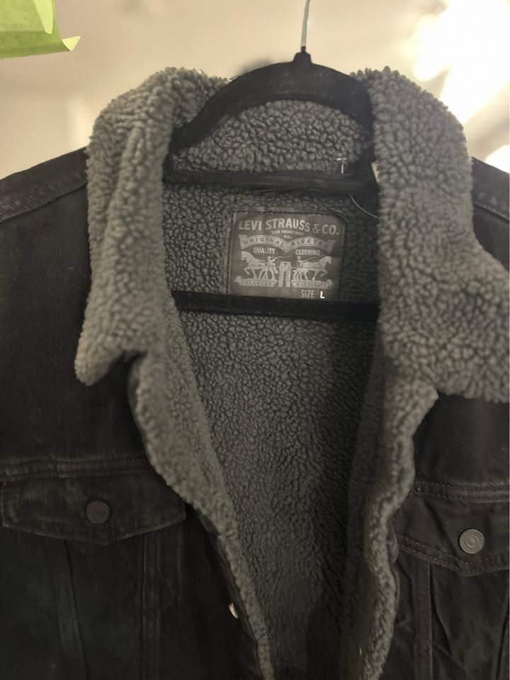 Levi's mens Sherpa Trucker Jacket - photo 2