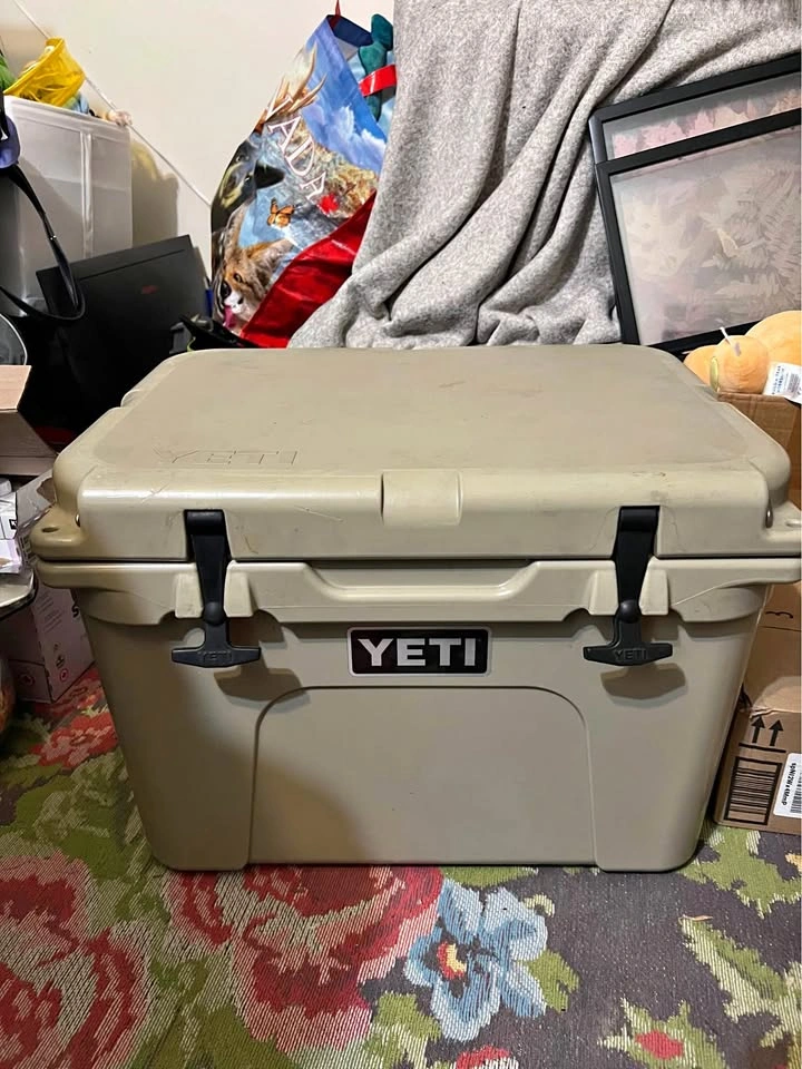 YETI TUNDRA 35-101 Cooler