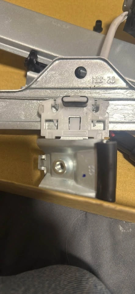 Rear Right Window Regulator & Motor – 2010 Chevy Crew Cab (NEW) - photo 2