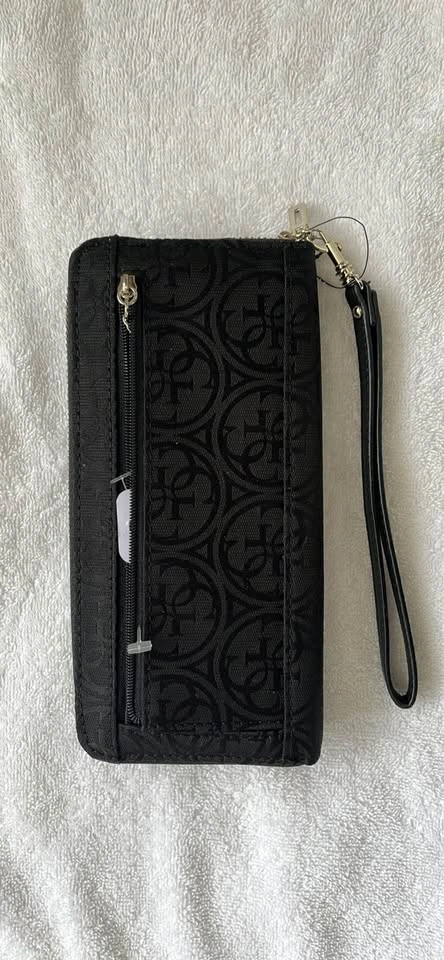 NEW Guess Black Zip-Around Wallet – Never Used - photo 4