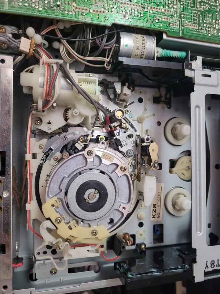 Sony Betamax SL-HF860D VCR Works, Remote, Japan - photo 2