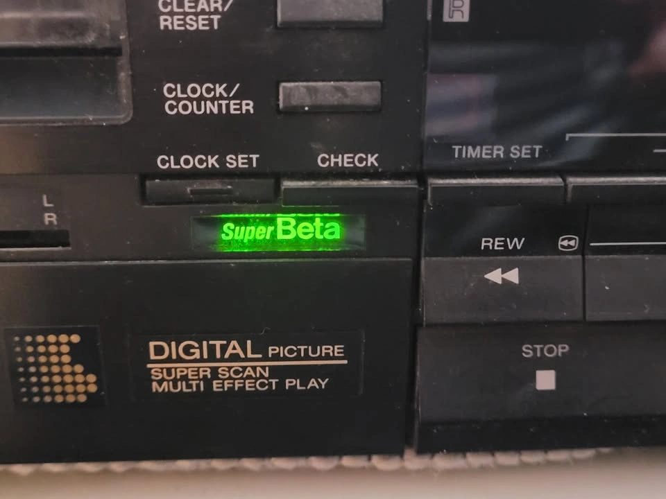 Sony Betamax SL-HF860D VCR Works, Remote, Japan - photo 4