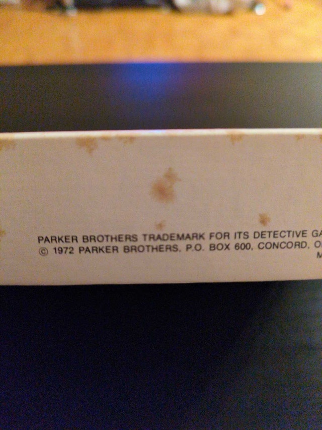 1972 - Vintage Parker Brothers Clue Board Game - MINT Condition - photo 3