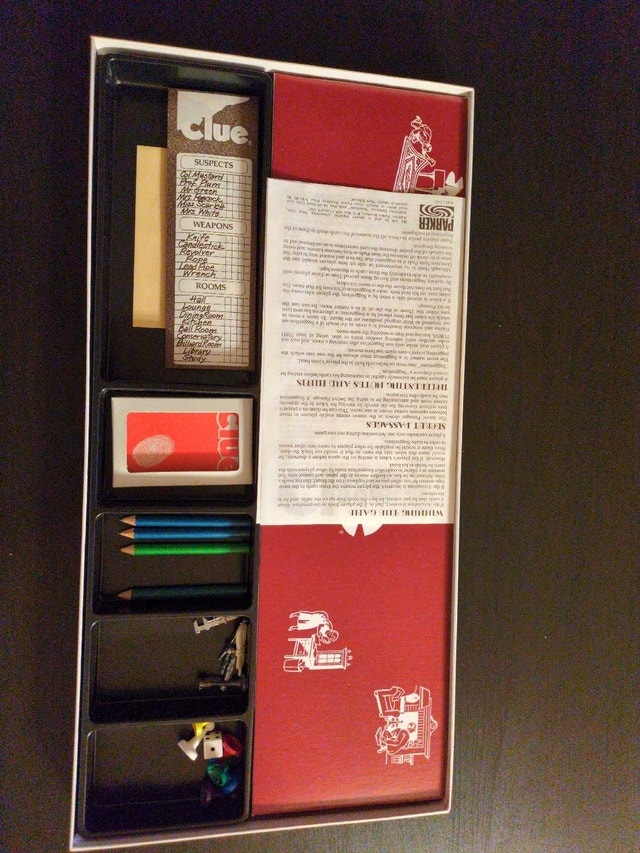 1972 - Vintage Parker Brothers Clue Board Game - MINT Condition - photo 4