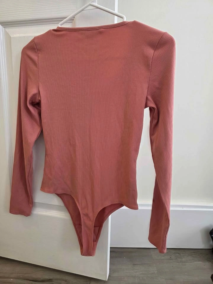 Guess Ribbed Bodysuit - photo 2