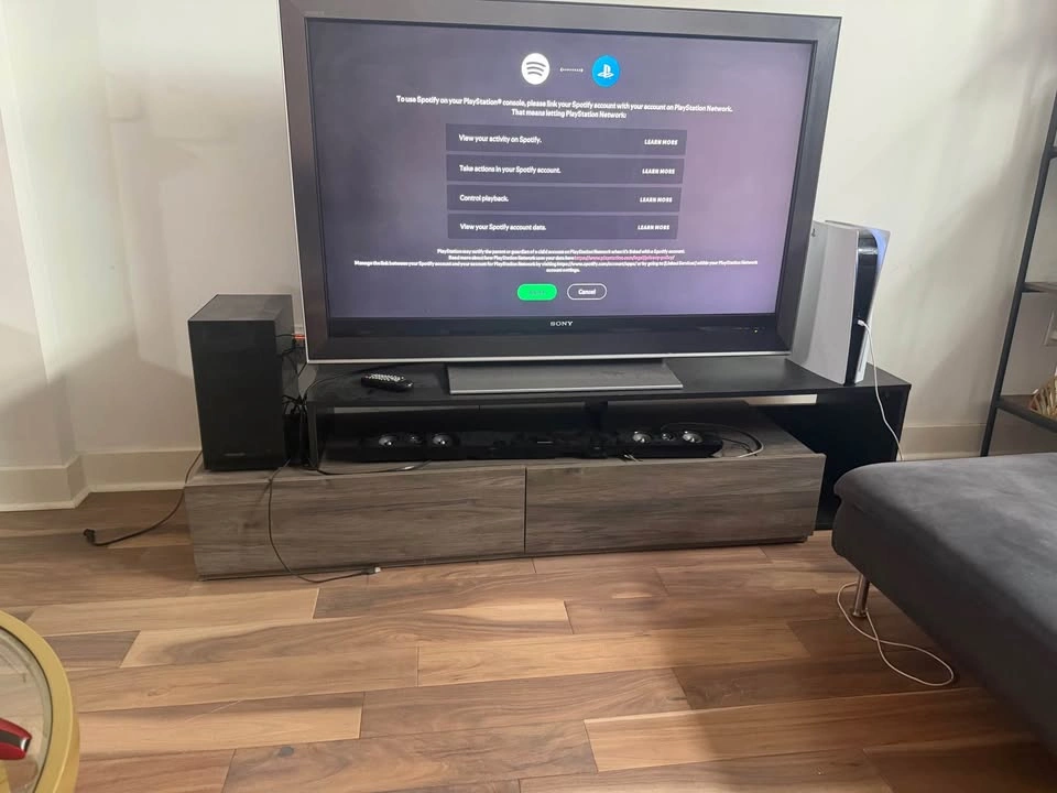 TV, Couch, coffee table, Shelf,  desk, Table, Bedside Lockers - photo 2