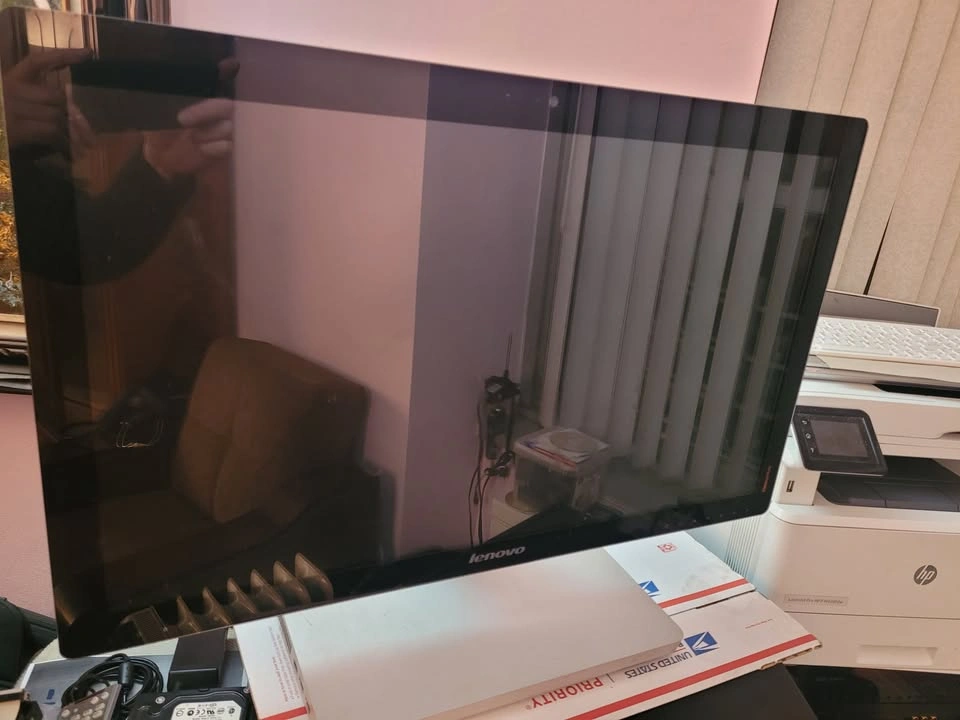 Lenovo AIO Touchscreen 8GB RAM I7 - photo 3
