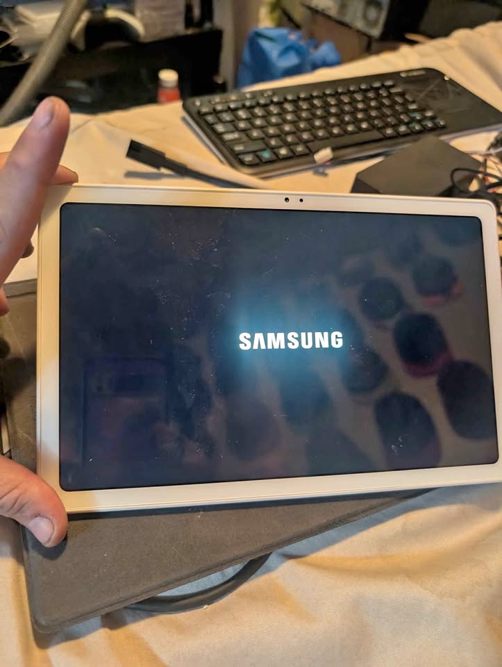 32gb Samsung Tab A7 SMT500
