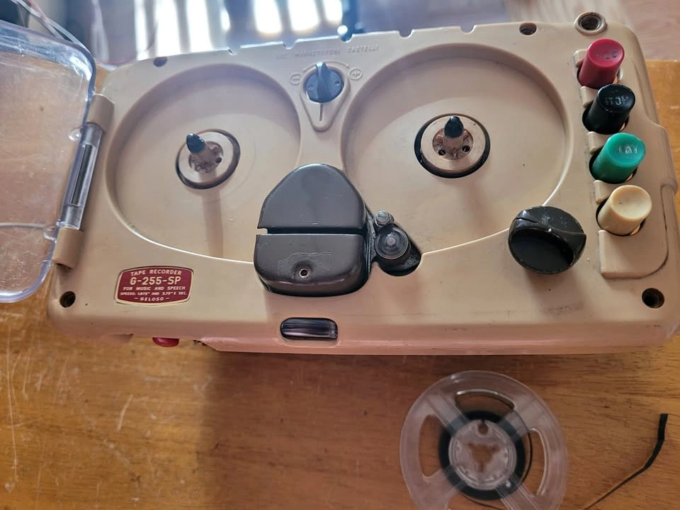 Vintage Geloso Reel To Reel Tape Recorder G 255 SP Milano Italy