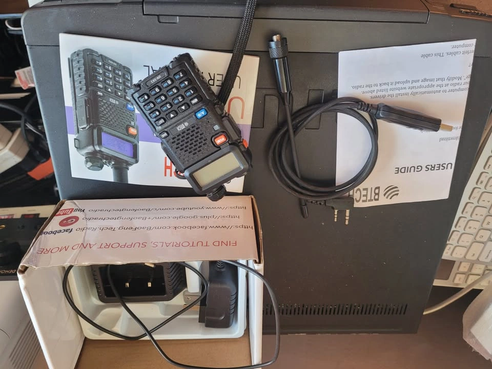 BTECH UV-5X3 5 Watt Tri-Band Radio VHF, 1.25M, UHF, Amateur (Ham - photo 2