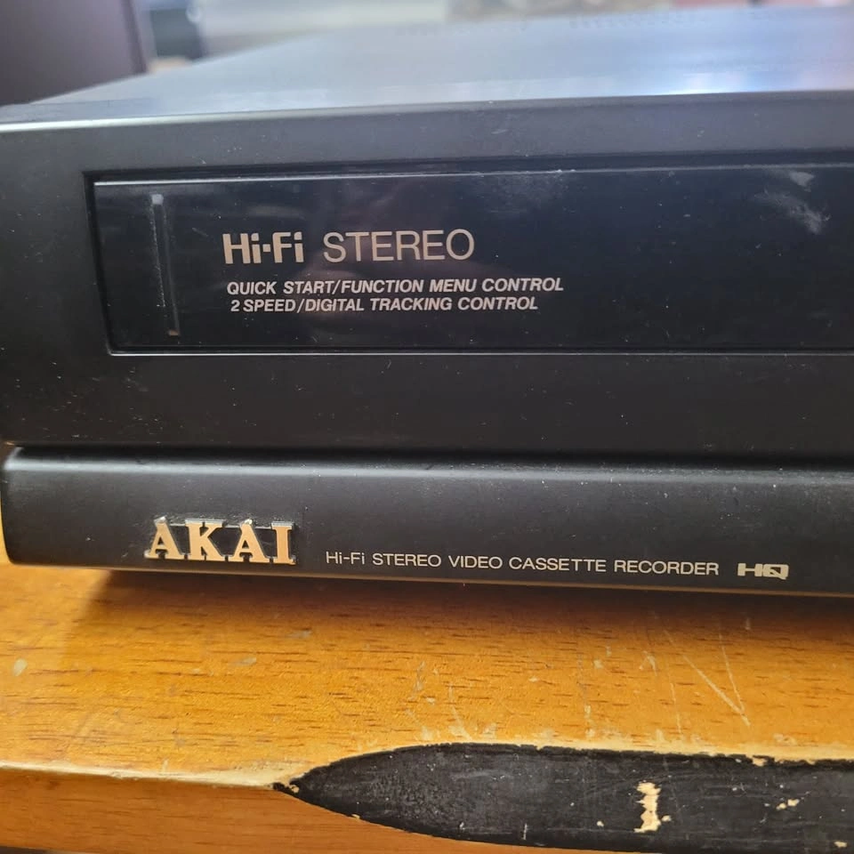 AKAI Multi System VCR VS-X560 NTSC, PAL, SECAM - For Repair - photo 2