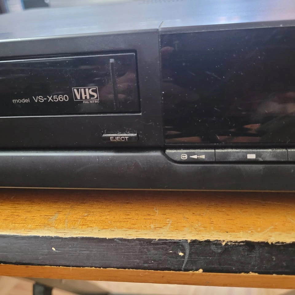 AKAI Multi System VCR VS-X560 NTSC, PAL, SECAM - For Repair - photo 3