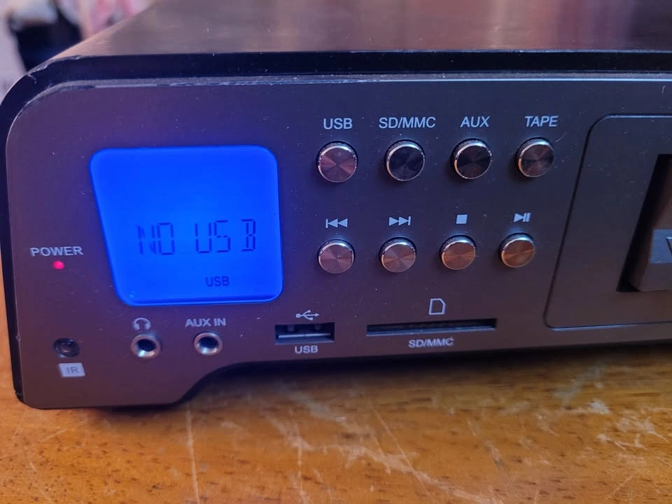 Encore Technology Deluxe Stereo Cassette System - photo 2